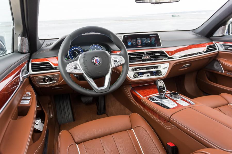 Интерьер Alpina B7 Bi-Turbo Allrad (G12) 2016 года  (NA) (фото 6 из 40)
